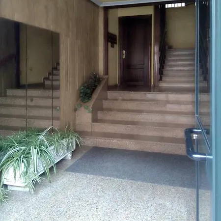 Piso Amplio Y Luminoso. Recien Reformado *