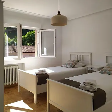 Piso Amplio Y Luminoso. Recien Reformado Apartmán Onís